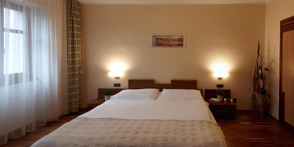 Hotel Penzion Na Hrade Ołomuniec Zewnętrze zdjęcie