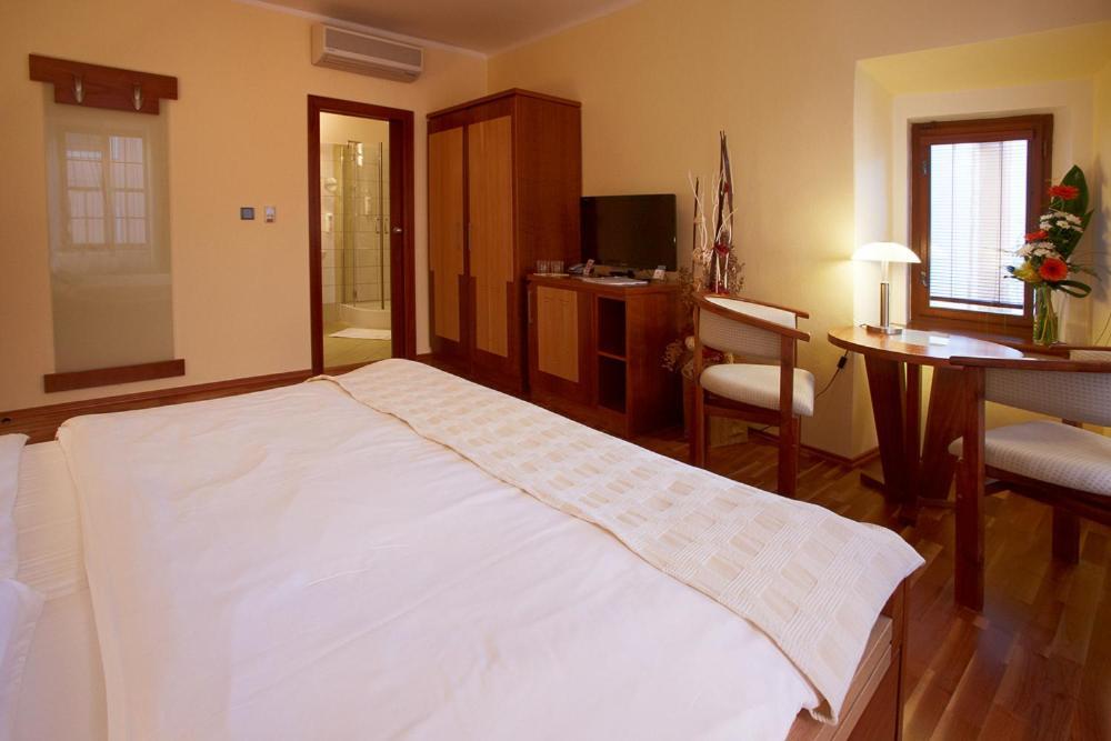 Hotel Penzion Na Hrade Ołomuniec Pokój zdjęcie